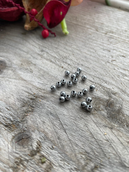 Natural Silver Hematite 4mm