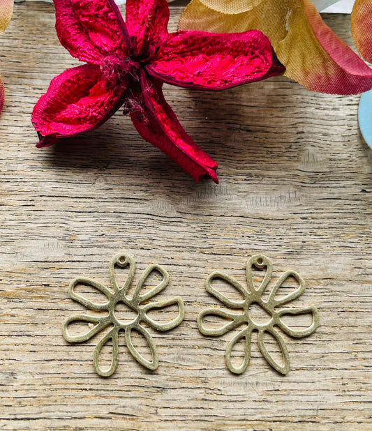 Raw Brass Flower Charm Size:36*34mm ,26*25mm