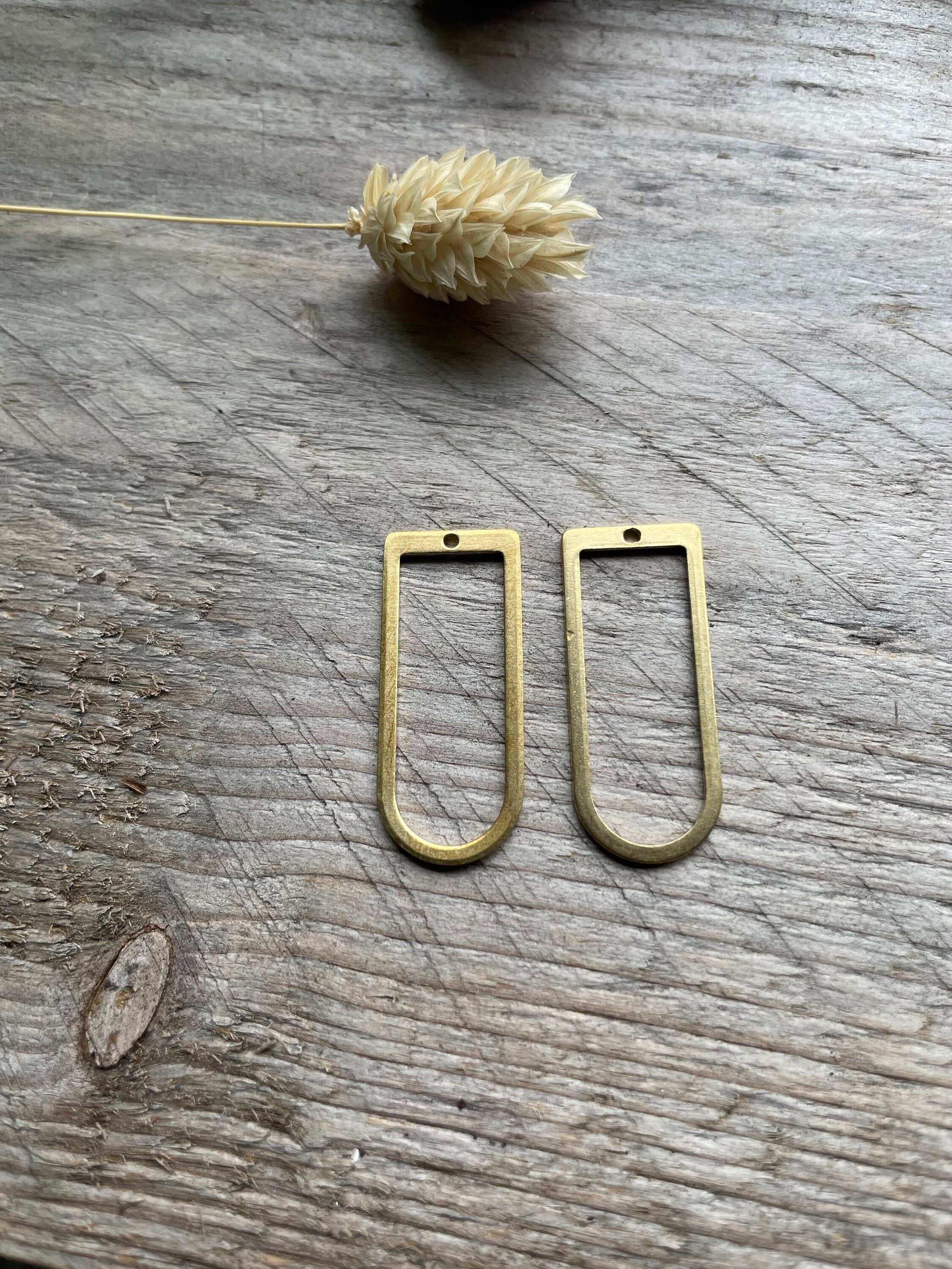 Brass Earring Charm, Brass Connector, D shaped, 30x13x1mm