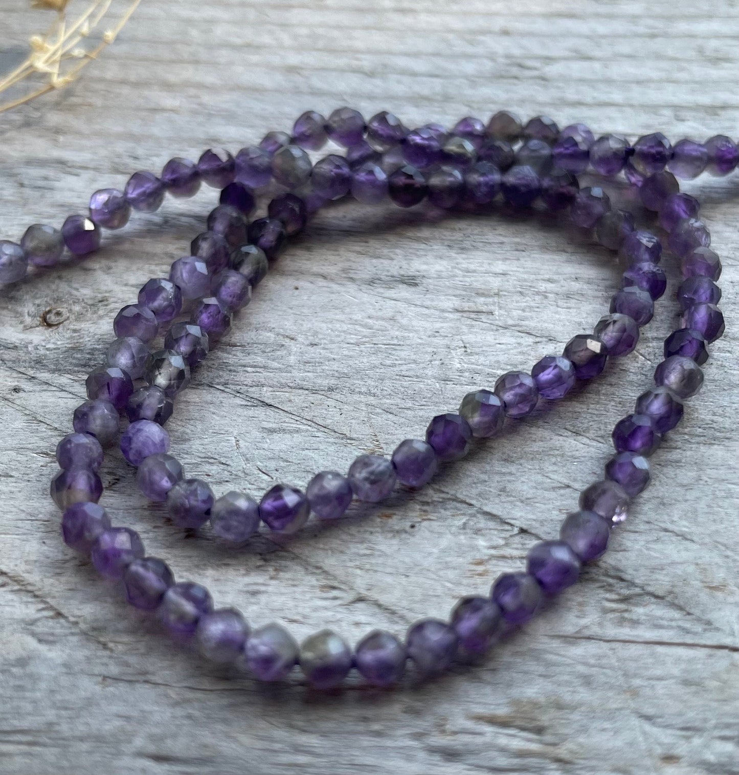 Amethyst faceted 4mm bead