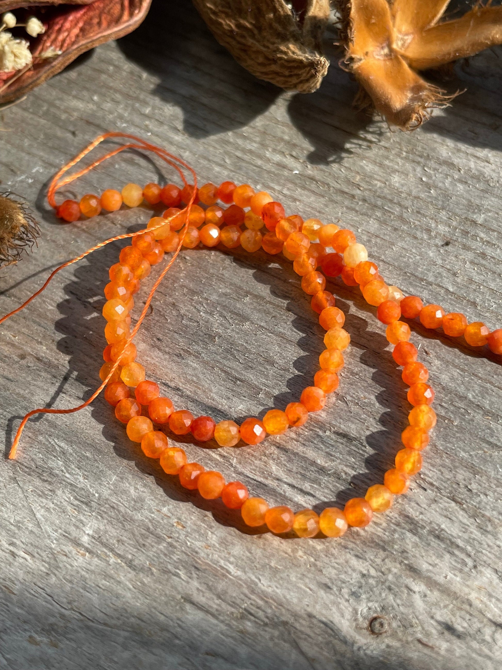 Red adventurine faceted 3mm beads