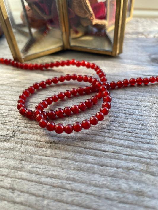 Red agate 4mm beads