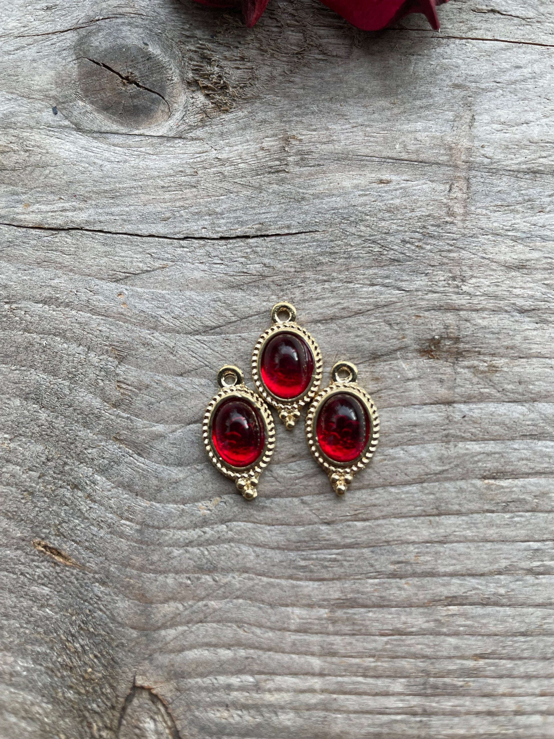 Red glaze Pendants Connectors 9x17mm Gold tone