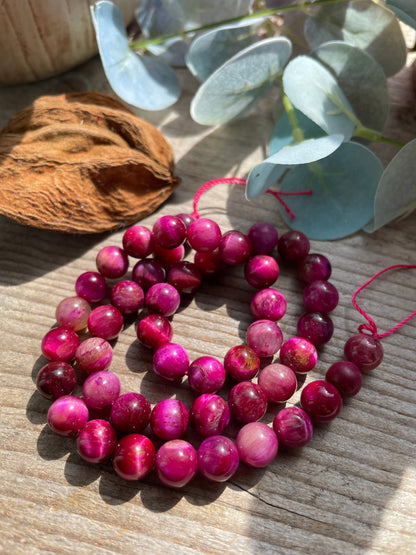 Rose red Tigers eye 8mm beads