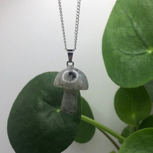 Labradorite Mushroom Necklace | Witch, Cleansing, Magick, Crystal Jewellery